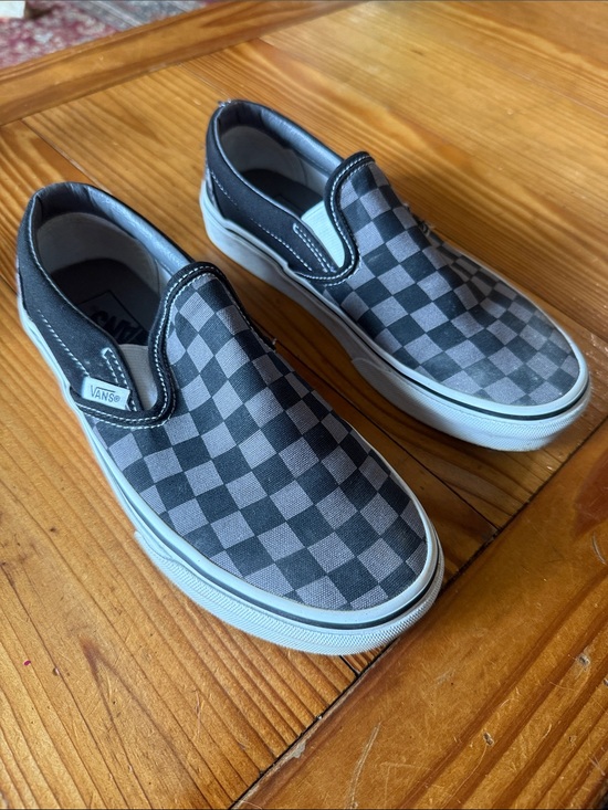Vans Shoes - Women’s 6.5 Men’s 5 Vans Checkerboard Slip-On in Black and Gray